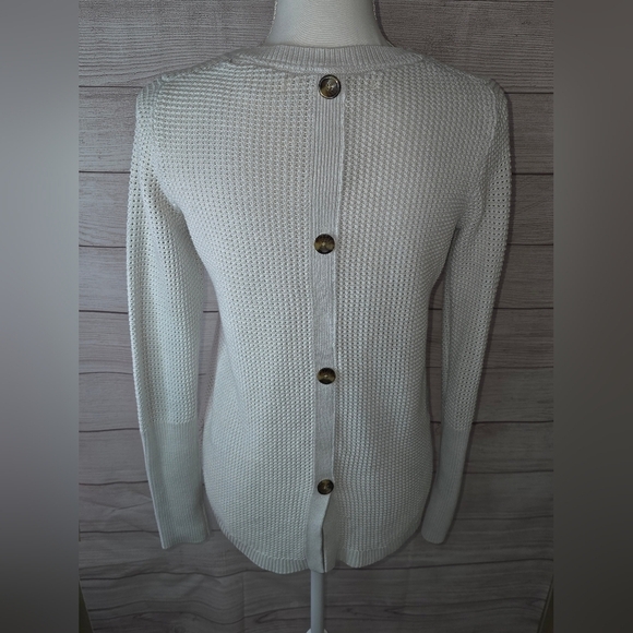Max Studio Sweater Size Medium - Picture 3 of 5